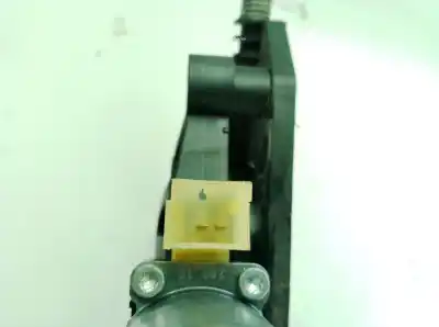 Second-hand car spare part driver left window regulator for skoda octavia iii combi (5e5, 5e6) 2.0 tdi oem iam references 5e0837461b  