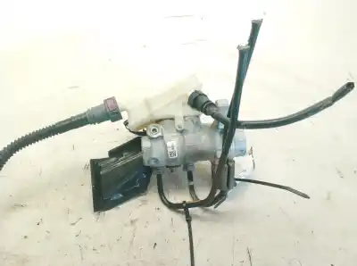 Pezzo di ricambio per auto di seconda mano pompa freni per ford c-max ii (dxa/cb7, dxa/ceu) 1.5 tdci riferimenti oem iam 2373118  