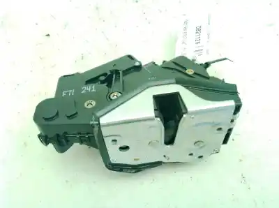 Piesă de schimb auto la mâna a doua ÎNCUIETOARE UȘA FAȚÃ STÂNGA pentru BMW 3 (E46)  Referințe OEM IAM 51217011241  