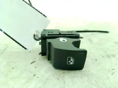 Pièce détachée automobile d'occasion COMMANDE DE LÈVE VITRE AVANT DROIT pour SEAT LEON (KL1)  Références OEM IAM 5G0959855M  