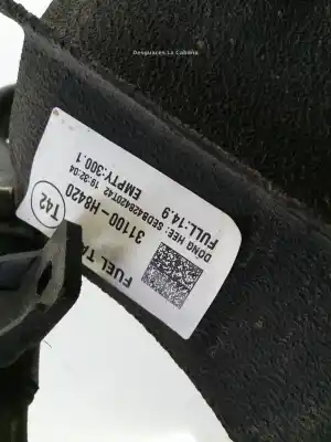 Автозапчастина б/у паливний бак для kia stonic (yb) 1.0 t-gdi eco-dynamics+ посилання на oem iam 31100h8420  