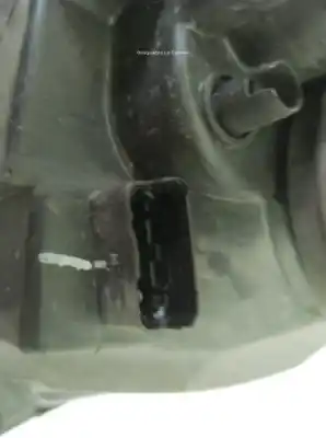 Peça sobressalente para automóvel em segunda mão farol / farolim esquerdo por renault clio ii bb_, cb_ 1.2 bb0a. bb0f. bb10. bb1k. bb28. bb2d. bb2h. cb0a.... referências oem iam 7701057654  