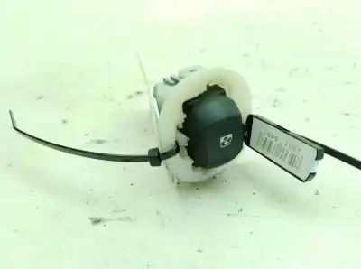 Автозапчасти б/у ВЫКЛЮЧАТЕЛЬ ПЕРЕДНЕГО ПРАВОГО ОКНА за RENAULT MEGANE II SEDÁN (LM0/1_)  ссылки OEM IAM   