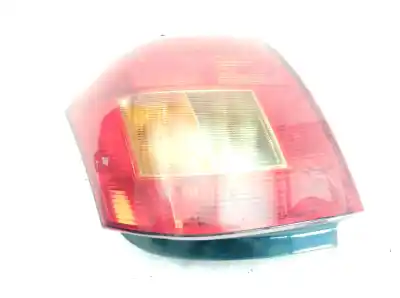 Peça sobressalente para automóvel em segunda mão Farolim Traseiro Direito por TOYOTA COROLLA (_E12_) 1.4 VVT-i (ZZE120_) Referências OEM IAM   