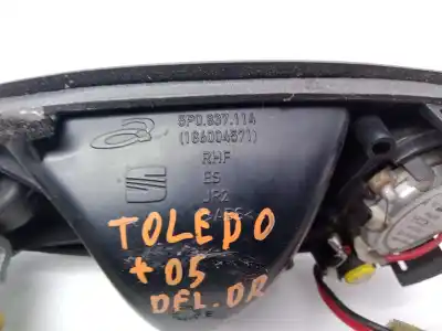 Peça sobressalente para automóvel em segunda mão puxador de porta direita por seat 5111 sinvalor referências oem iam 5p0837114  