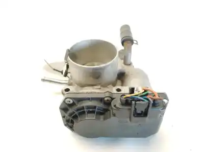 Pièce détachée automobile d'occasion BOITIER DE PAPILLON pour KIA SPORTAGE III (SL) 1.6 GDI Références OEM IAM 351002B300  
