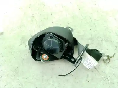 Pièce détachée automobile d'occasion CEINTURE DE SÉCURITÉ ARRIÈRE CENTRALE pour KIA SPORTAGE III (SL) 1.6 GDI Références OEM IAM 898503U200WK  