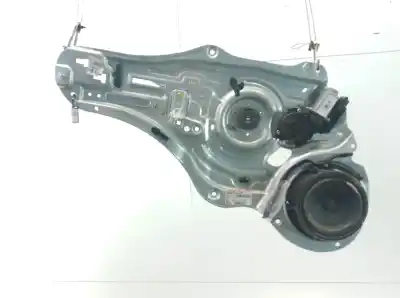 Peça sobressalente para automóvel em segunda mão ELEVADOR DE VIDROS DIANTEIRA ESQUERDA por KIA SPORTAGE III (SL) 1.6 GDI Referências OEM IAM 824703U120  