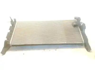 Peça sobressalente para automóvel em segunda mão RADIADOR DE ÁGUA por BMW 1 (F40) 118 d Referências OEM IAM 8586324  