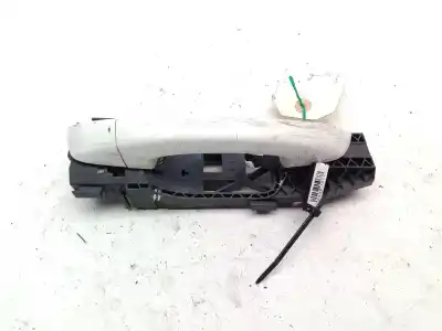 Second-hand car spare part RIGHT DOOR HANDLE for SKODA 7588  OEM IAM references   
