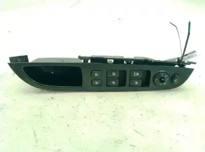 Tweedehands auto-onderdeel Linker Voorruit Schakelaar voor SSANGYONG REXTON / REXTON II (GAB_) 2.7 D 4x4 OEM IAM-referenties 202007152  