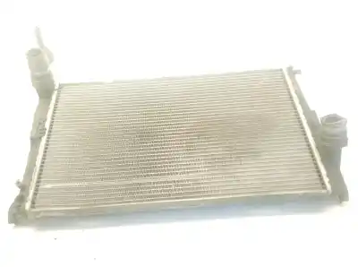 Peça sobressalente para automóvel em segunda mão Radiador De água por BMW 1 (E87) 118 d Referências OEM IAM 778889508  