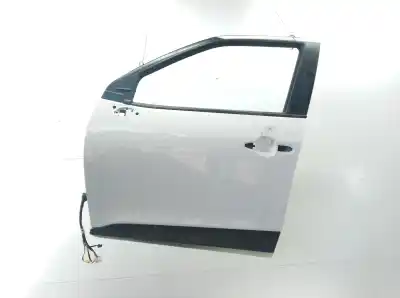 Pièce détachée automobile d'occasion PORTE AVANT GAUCHE pour TOYOTA YARIS (_P13_)  Références OEM IAM 67002K2011  