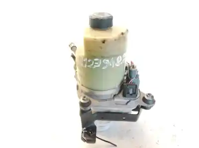 Second-hand car spare part STEERING PUMP for FORD FOCUS TRÊS VOLUMES (DFW) 1.8 Turbo DI / TDDi OEM IAM references 4M513K514BF  