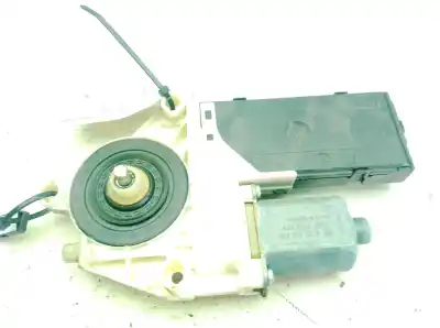 Pièce détachée automobile d'occasion LÉVE GLACE AVANT GAUCHE pour RENAULT LAGUNA III BT0 1 1.5 dCi BT00. BT0A. BT0T. BT1J Références OEM IAM 0130822330  