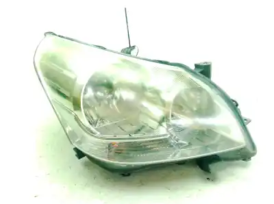 Pièce détachée automobile d'occasion FEU DROIT pour TOYOTA COROLLA SEDÁN (_E15_) 2.0 D-4D (ADE150) Références OEM IAM 811100F090  