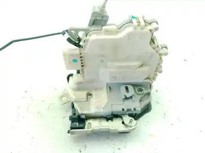 Second-hand car spare part Left Side Door Lock for AUDI A4 B8 AVANT (8K5) 2.0 TDI OEM IAM references 8K0839015C  
