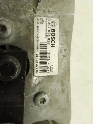 Автозапчастина б/у двигатель передніх склоочисників для peugeot 308 sw ii (lc_, lj_, lr_, lx_, l4_) 1.2 thp 130 посилання на oem iam 9810327980  