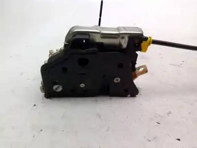 Peça sobressalente para automóvel em segunda mão Fechadura Da Porta Dianteira Direita por AUDI A4 B8 (8K2) 2.0 TDI quattro Referências OEM IAM 8J1837016E  