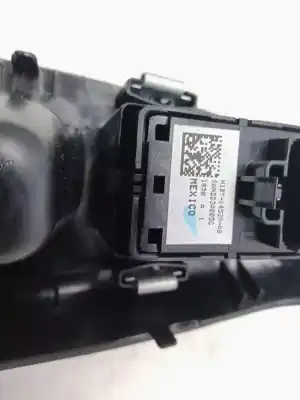 Peça sobressalente para automóvel em segunda mão botão / interruptor elevador vidro dianteiro direito por ford puma (j2k, cf7) 1.0 ecoboost mhev híbrido (gasolina) 2021 5p referências oem iam 2490173  