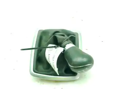 Pezzo di ricambio per auto di seconda mano POMELLO DELLA LEVA DEL CAMBIO per FORD FOCUS II (DA_, HCP, DP)  Riferimenti OEM IAM 1670972  