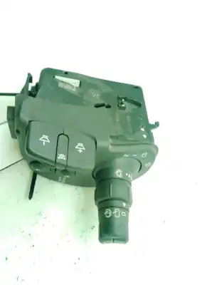 Peça sobressalente para automóvel em segunda mão COMUTADOR DE LIMPA VIDROS por RENAULT MODUS / GRAND MODUS (F/JP0_)  Referências OEM IAM 8201590631  