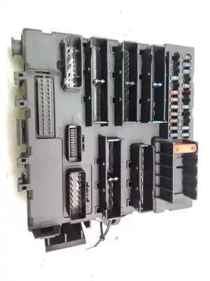 Second-hand car spare part fuse box unit for saab 4923 z19dth oem iam references 12804331  