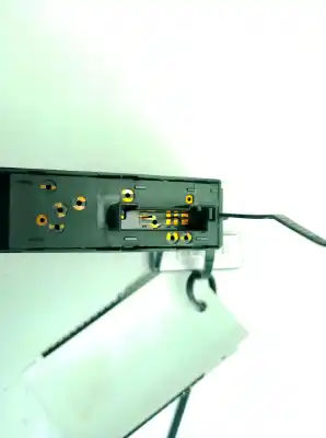 Second-hand car spare part right front power window switch for bmw 3 (e46) 318 d oem iam references 6902176  