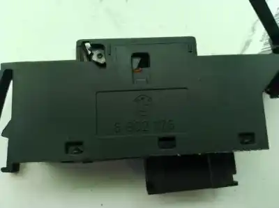 Second-hand car spare part right front power window switch for bmw 3 (e46) 320 i oem iam references 6902176  
