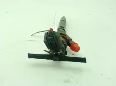 Автозапчасти б/у ИНЖЕКТОР за BMW 1 (E87)  ссылки OEM IAM 779844604  