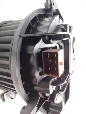 Peça sobressalente para automóvel em segunda mão motor de sofagem por seat exeo (3r2) 2.0 tdi referências oem iam 8e1820021r  