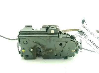 Peça sobressalente para automóvel em segunda mão Fechadura Da Porta Do Lado Esquerdo por SEAT LEON (1M1) 1.6 16 V Referências OEM IAM 3B4839015AL  