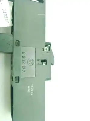 Second-hand car spare part left front power window switch for bmw 3 (e46) 320 d oem iam references 6902177  