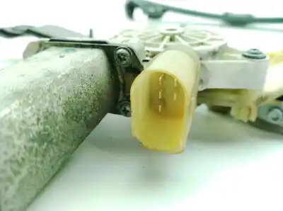 Peça sobressalente para automóvel em segunda mão elevador de vidros dianteira esquerda por bmw 1 (e81) 118 d referências oem iam 51337165595  