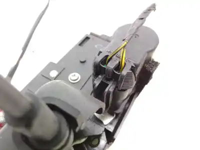 Second-hand car spare part front right door lock for ssangyong korando (ck) 2.0 e-xdi oem iam references   