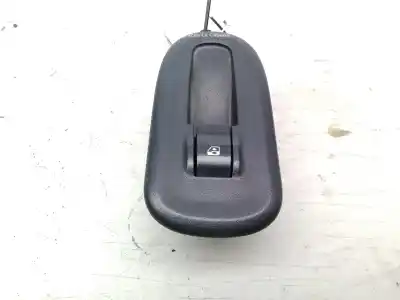 İkinci el araba yedek parçası SAG ÖN CAM ANAHTARI için RENAULT MASTER III FURGON FV  OEM IAM referansları 8200476809  