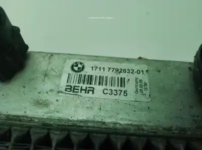 Peça sobressalente para automóvel em segunda mão radiador de água por bmw 5 (e60) 535 d referências oem iam 17117792832  