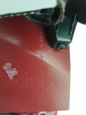 Second-hand car spare part left tailgate light for kia stonic (yb) 1.0 t-gdi eco-dynamics+ oem iam references   