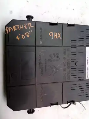 Pezzo di ricambio per auto di seconda mano scatola relè/fusibili per citroen 6731 9ht riferimenti oem iam 966689558002  