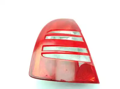 Pezzo di ricambio per auto di seconda mano LAMPADA POSTERIORE SINISTRA per SKODA SUPERB (3U4) 1.8 20V Turbo Riferimenti OEM IAM 3U5945095  