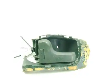 Second-hand car spare part LEFT DOOR HANDLE for MERCEDES-BENZ VITO (W638) COMBI 110 D Euro 2 (638.174) OEM IAM references A63876604787C52  