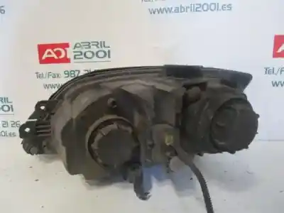 Second-hand car spare part right headlight for kia sorento (bl) 2.5 crdi oem iam references   