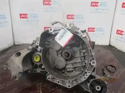 Second-hand car spare part gearbox for opel signum 3.0 básico oem iam references f40  