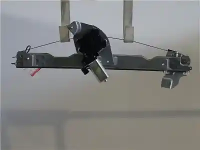 Peça sobressalente para automóvel em segunda mão elevador de vidros dianteiro direito por dacia sandero 1.5 dci referências oem iam 