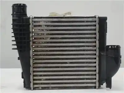 İkinci el araba yedek parçası intercooler için peugeot 308 (p5) 1.5 gt oem iam referansları 