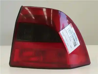Peça sobressalente para automóvel em segunda mão farolim traseiro direito por opel vectra b berlina 2.0 dti 16v referências oem iam 