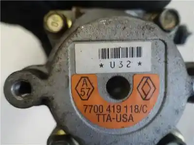 Recambio de automóvil de segunda mano de bomba servodireccion para renault clio ii fase i (b/cb0) 1.2 (b/cb0a) referencias oem iam   7700419118