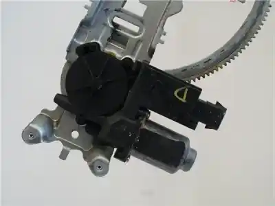 Автозапчасти б/у регулятор стекла переднего правого за opel corsa c (x01) 1.2 twinport (f08, f68) ссылки oem iam   