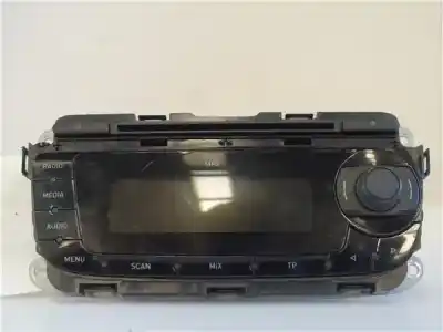 Peça sobressalente para automóvel em segunda mão SISTEMA DE ÁUDIO / RÁDIO CD por SEAT LEON (1P1)  Referências OEM IAM 1P0035153D  