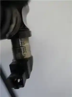 Second-hand car spare part injector for volkswagen passat berlina (3c2) 2.0 tdi 16v oem iam references 03g130073sx  